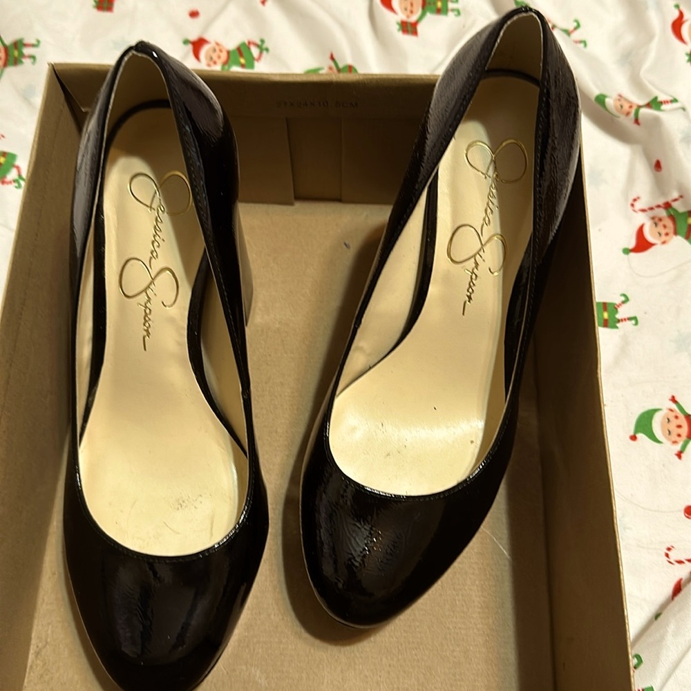 Jessica Simpson size 7.5 black Patton, leather platform heels only worn once